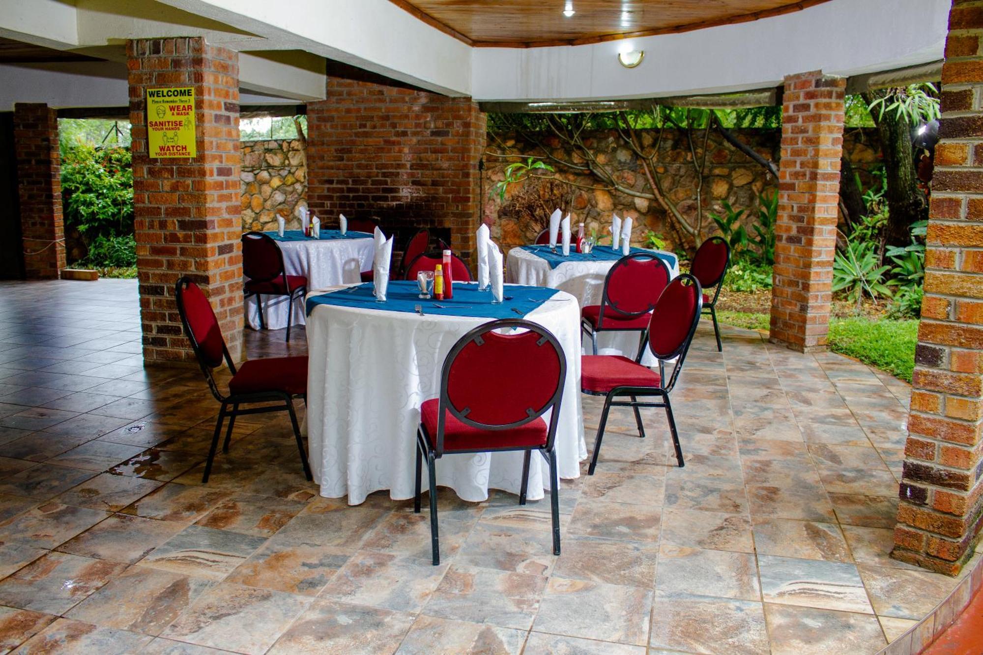 Matilinda Lodge Bulawayo Exterior foto